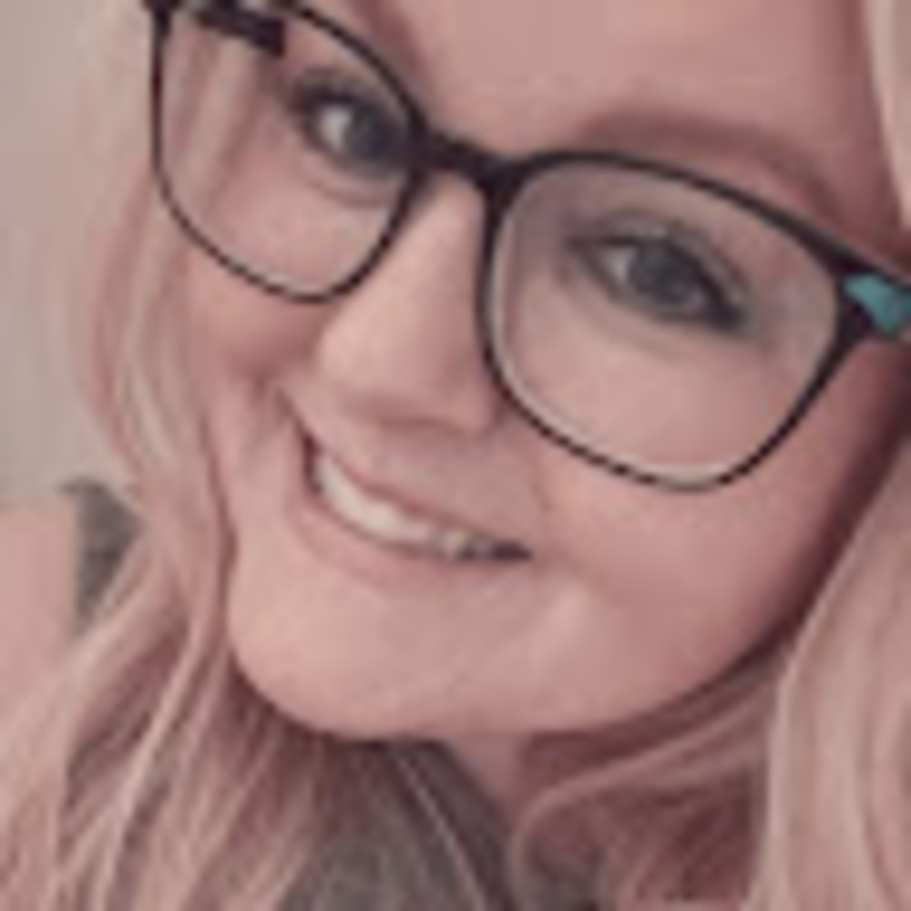 Meet your Posher, Mistie